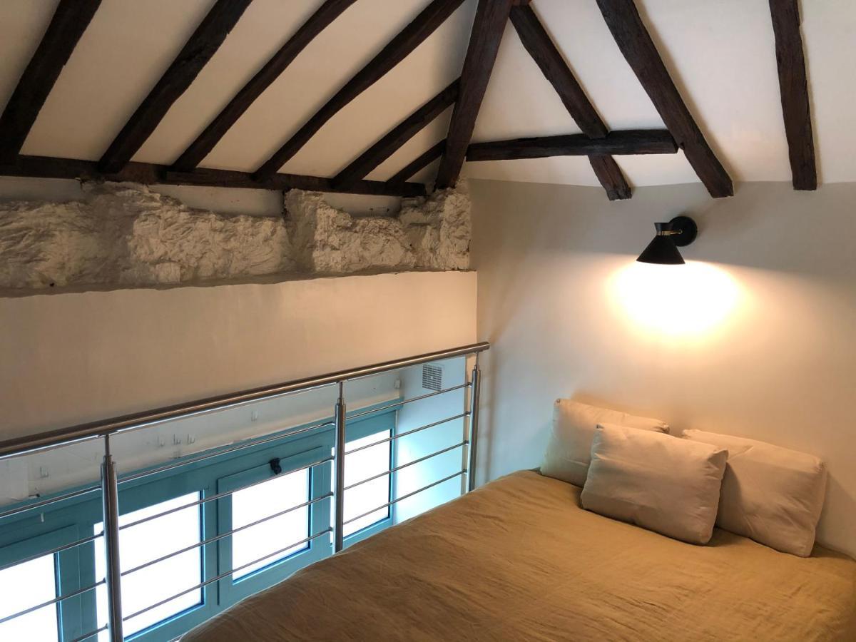 Suites Rive Gauche - Maison Montmartre - Chez Ludo Párizs Kültér fotó
